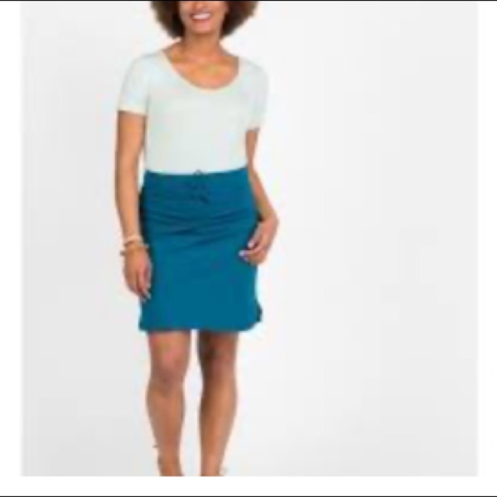 Agnes and Dora Teal Live in Skirt